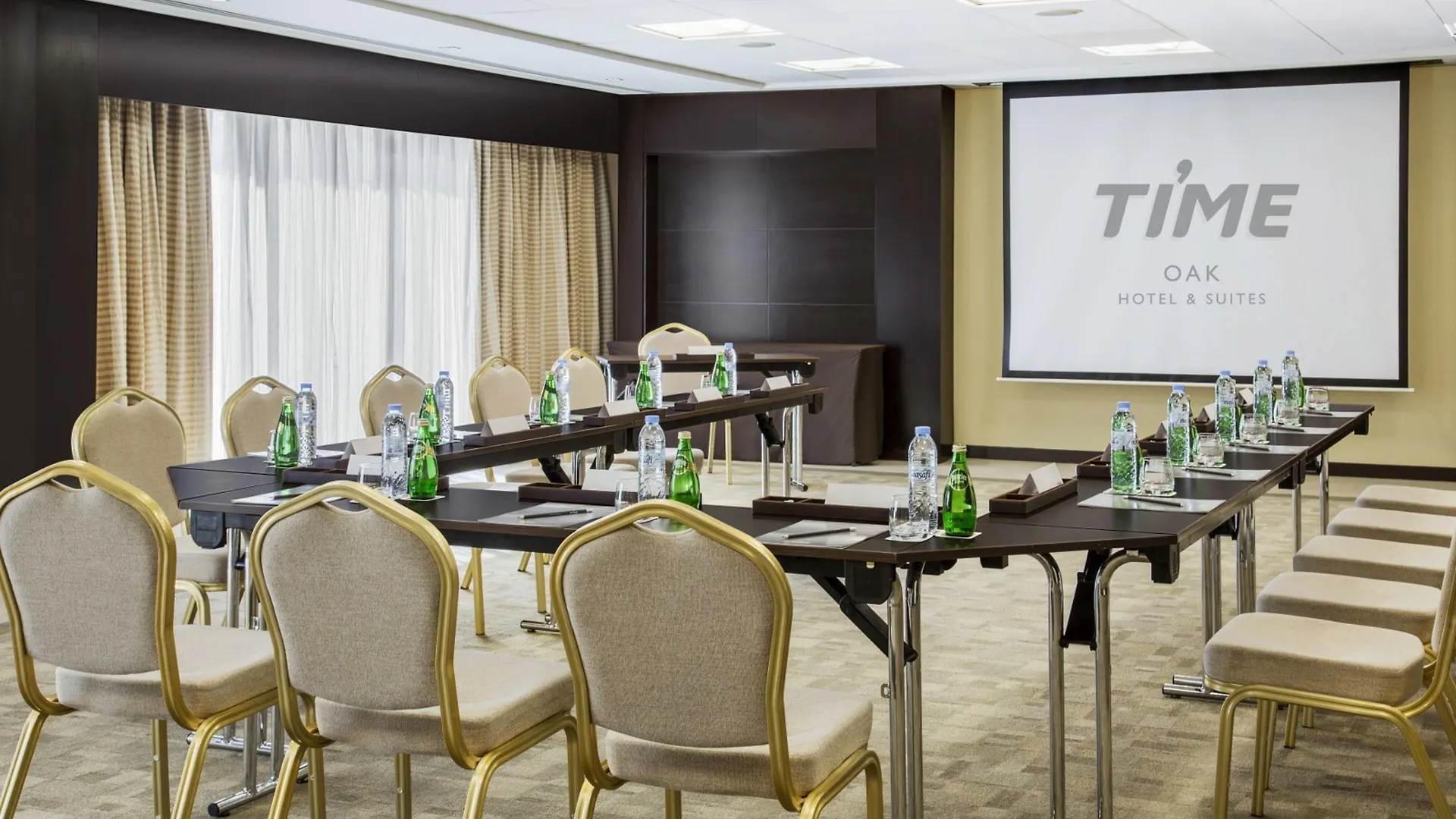 Time Oak Hotel & Suites Dubai