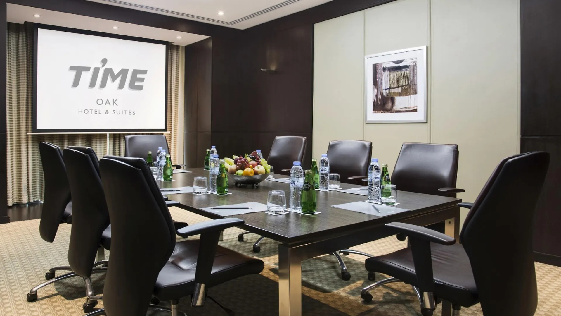 Time Oak Hotel & Suites Dubai 4*,