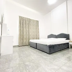Warsan Star - , Dubai United Arab Emirates