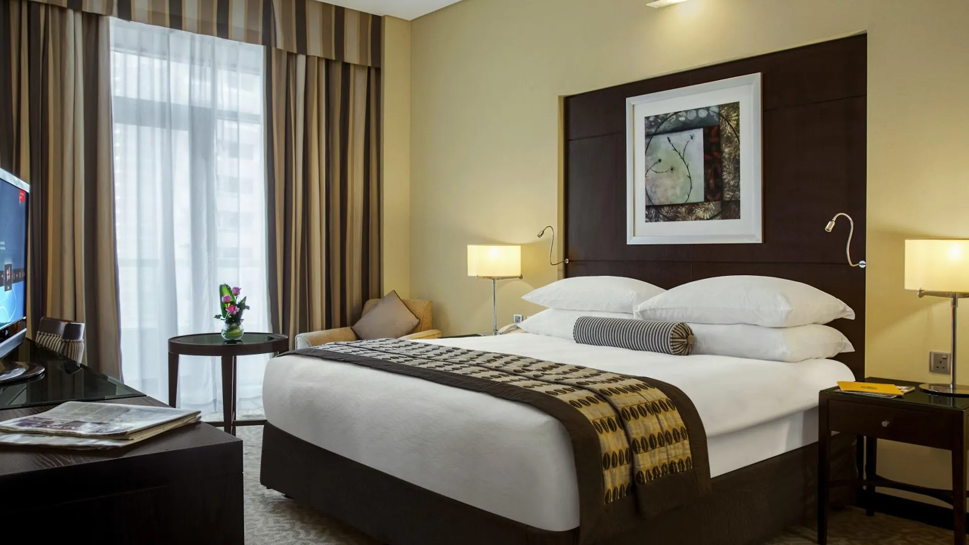 Time Oak Hotel & Suites Dubai 4*,